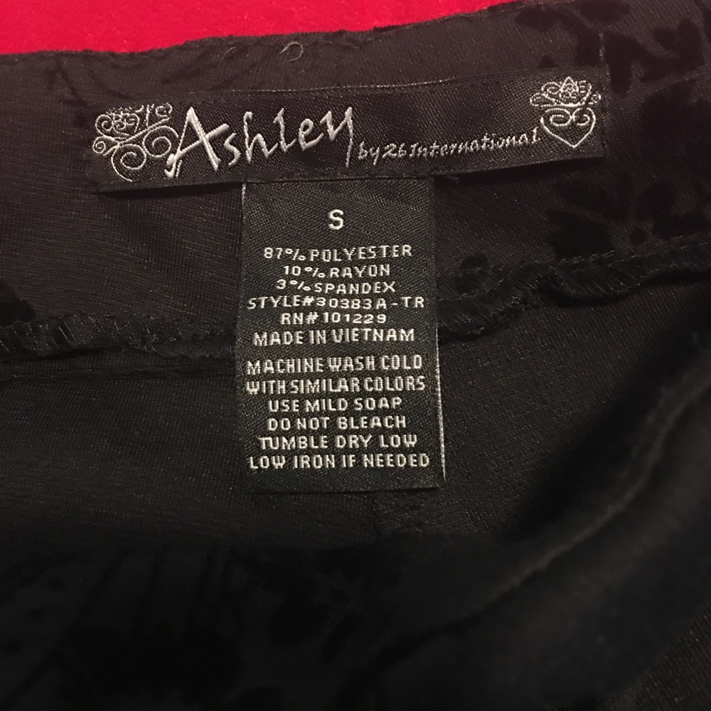 Black hiWaisted pants - Picture 5 of 5